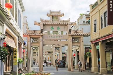 景點(diǎn)：牌坊街